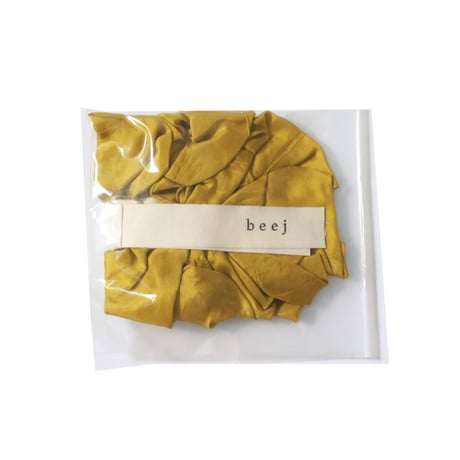 beej _Silk flower Scrunchie_GrayBrown