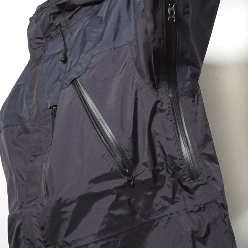BR+ALWT AURUM HOODY BLACK | STEEP GRADE SHARP C BR+ALWT AURUM HOODY BLACK | STEEP GRADE SHARP C