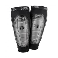 G-FORM / トレイルグローブ プロテクター付き MTB,BMX 防水パッド