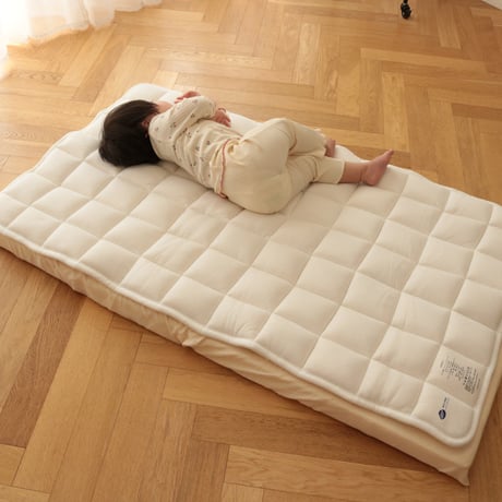 京都府認定商品　PREMIUM　WOOL　FOR　BABY（ﾗｲﾄｳｪｲﾄ掛け＋敷きﾊﾟｯﾄﾞ）