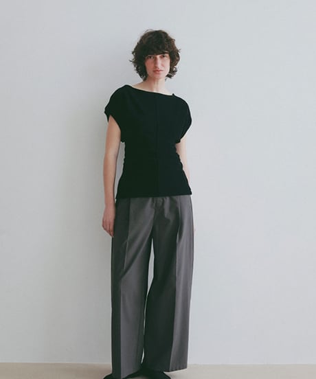 ETRE TOKYO リネンライクエアリータックパンツ