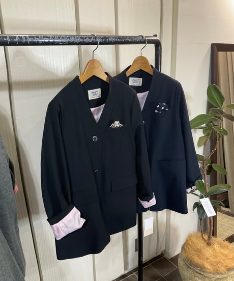 MARGAUX VINTAGE　ショルダーパッドノーカラージャケット