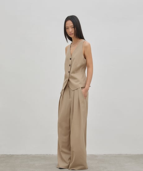BLOSSOM DUN VEST