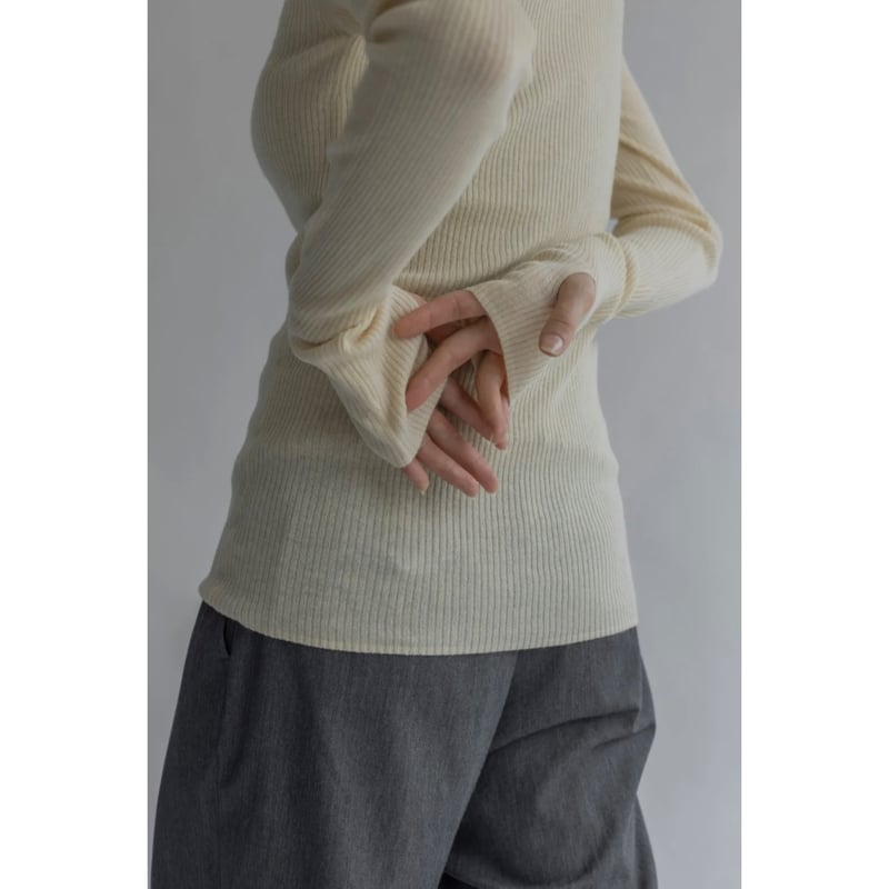 ウール混ヘンリーネックTOPS | SLOW