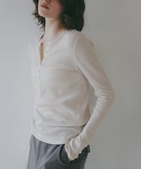 【完全受注生産】ETRE TOKYO シアーワッフルヘンリーネックプルオーバー