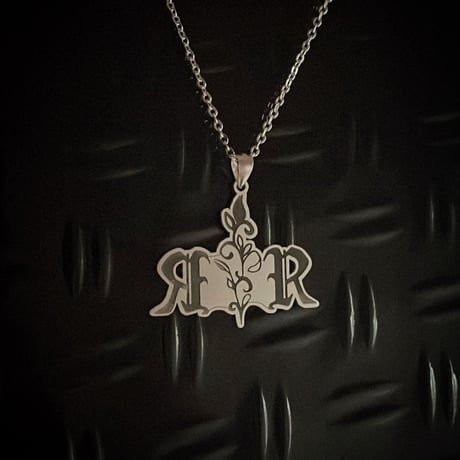 RIRI maria necklace