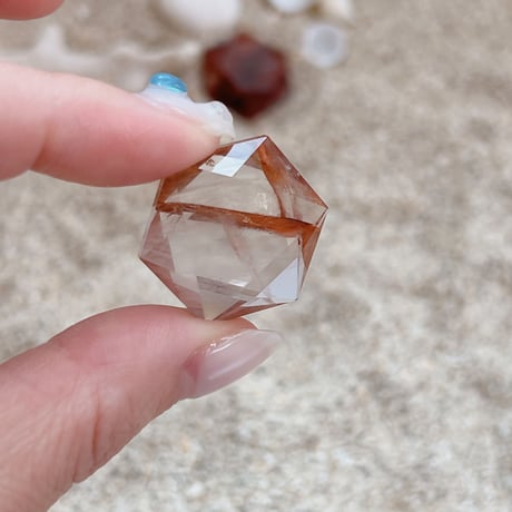 ヘマタイトインクォーツ六芒星