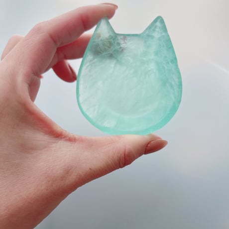フローライト　ねこちゃんプレート