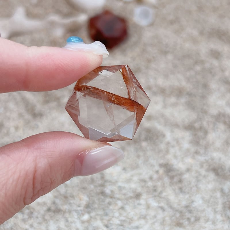 ヘマタイトインクォーツ六芒星 | crystal shop mira ヘマタイトインクォーツ六芒星 | crystal shop mira