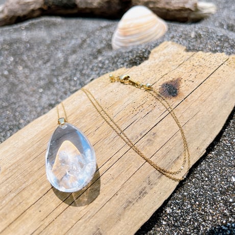 地球ペンダント　クリスタル18k