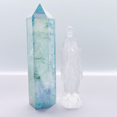 聖母マリア　水晶