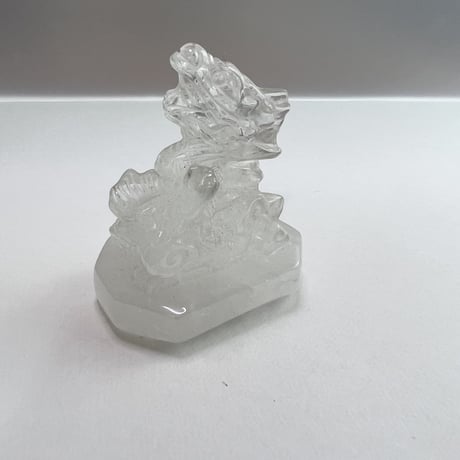 クリスタル　ドラゴン