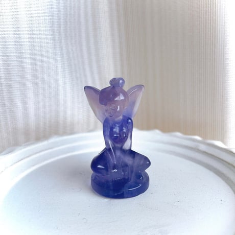 パープルフローライトのフェアリー