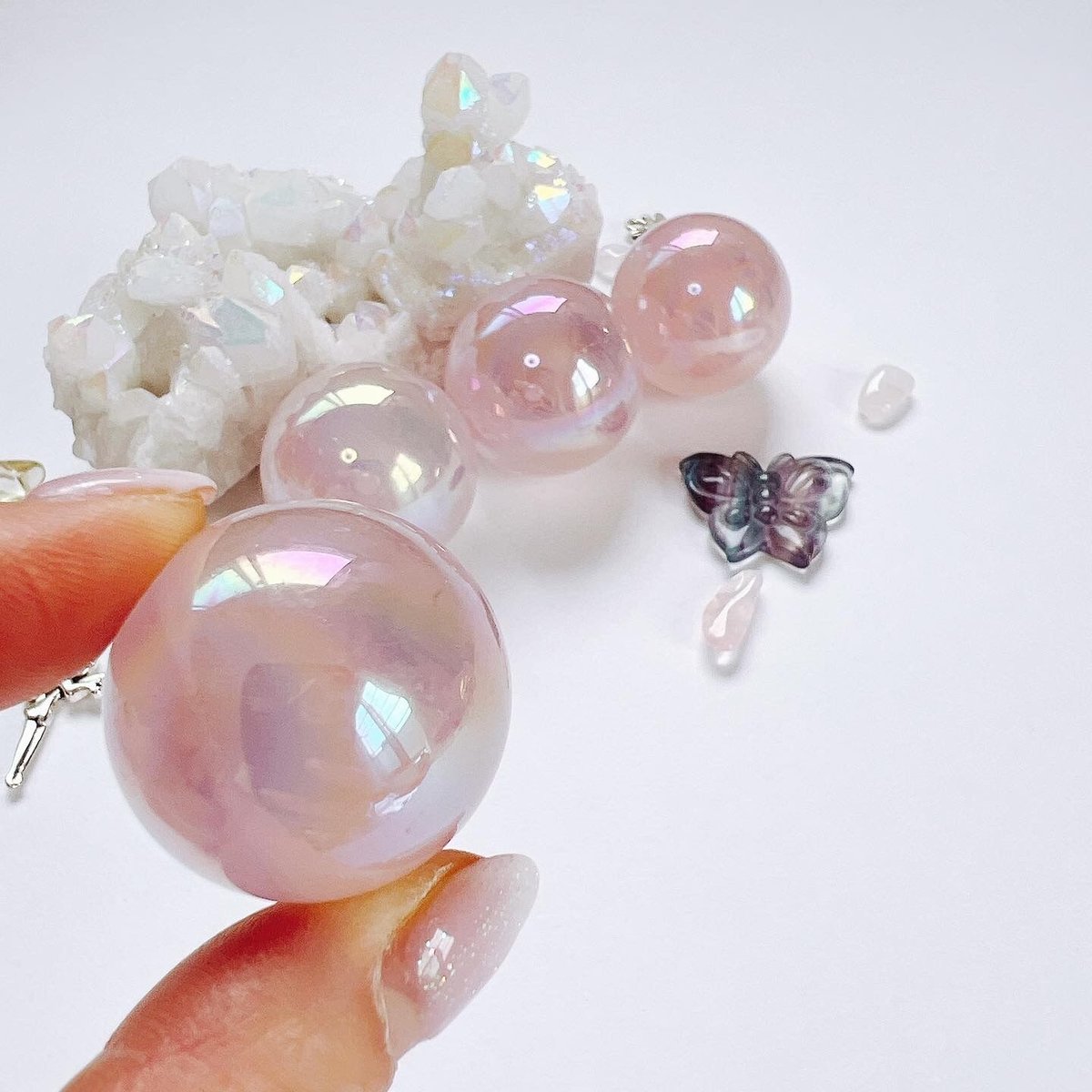 まゆ高品質 ローズクォーツ天使♡エンジェルNo1062 カービング まゆ高品質 ローズクォーツ天使♡エンジェルNo1062 カービング
