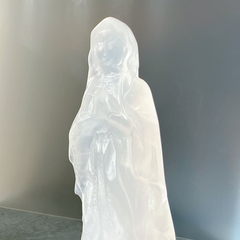 マカロンフローライトマリア様BIGサイズ♡No.2314 ホワイトミルキーフローライトのマリア様 | crystal shop mira