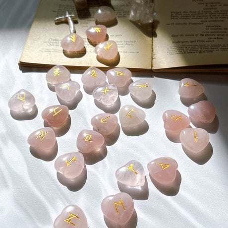 ローズクォーツルーンストーン♡