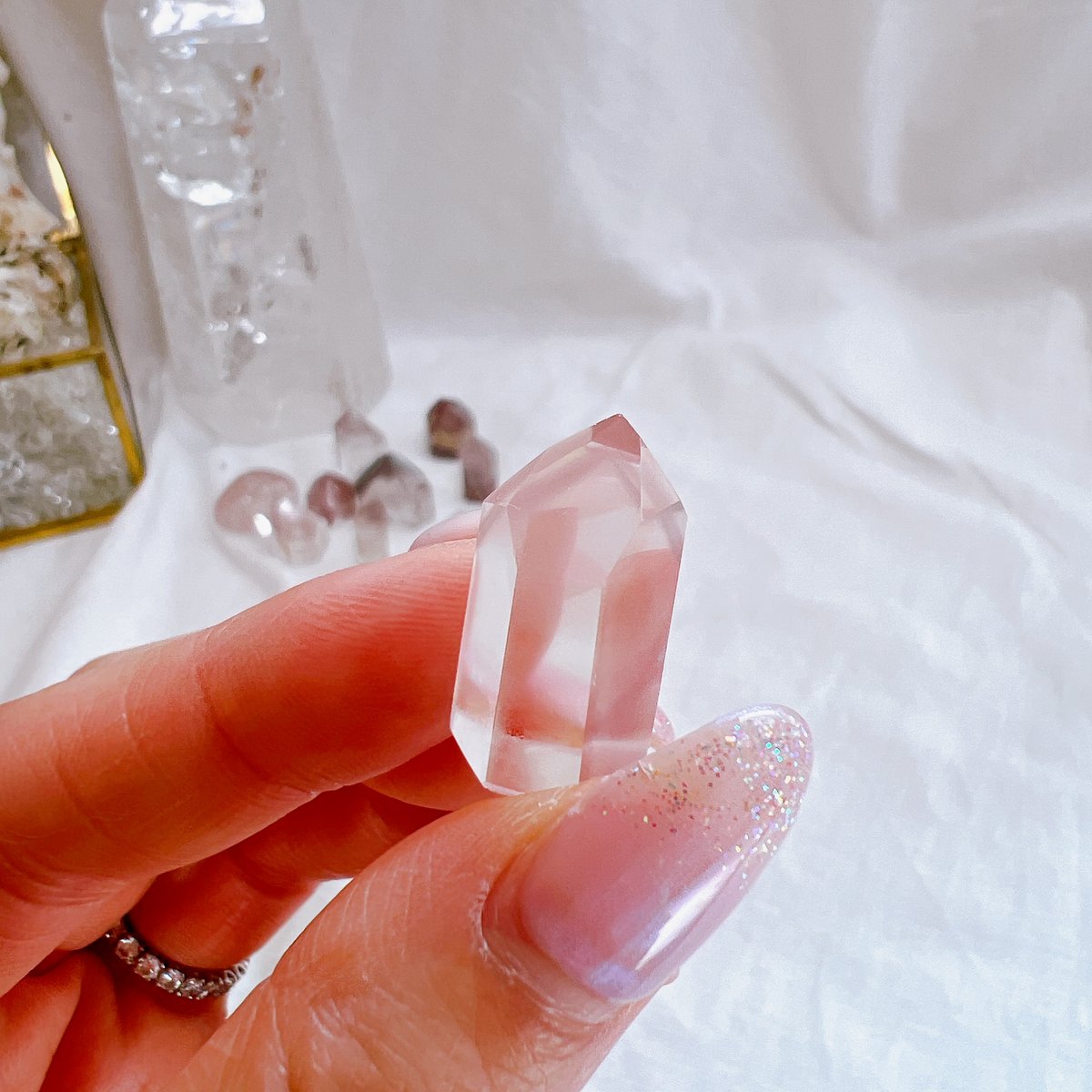 リチウムクォーツ(ピンク)単結晶 リチウムクォーツ(ピンク)単結晶