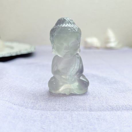 フローライトブッダ