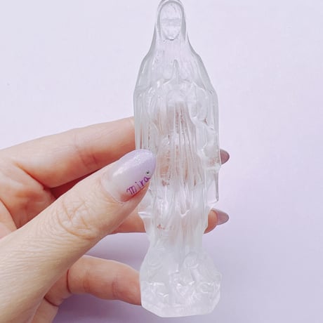 聖母マリア　水晶