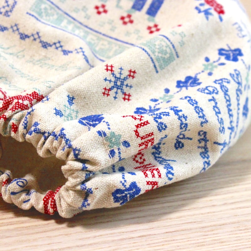 中型犬用スヌード| コットンリネンのクロスステッチプリント柄