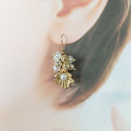 Gold Flowerピアス/イヤリング
