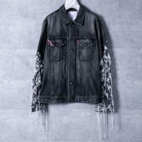 damage denim jacket4