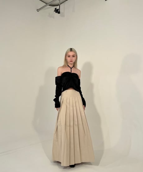 long pleats skirt