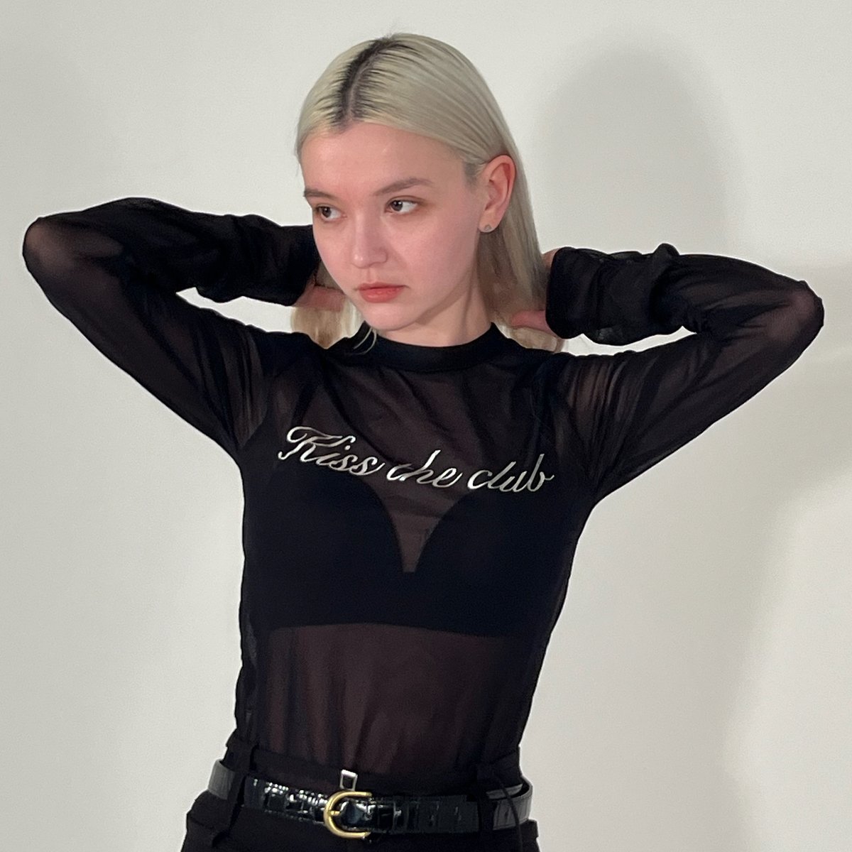 トップス kiss the club bare frill tops black 再入荷】bare frill tops | KISS THE CLUB