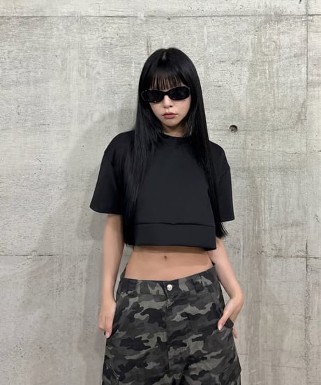 embossed cropped tee