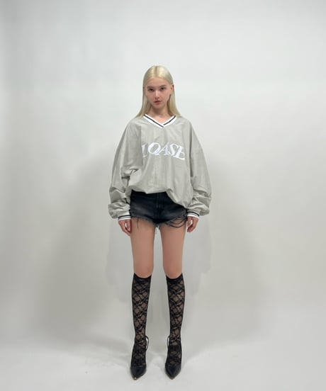 v neck pullover