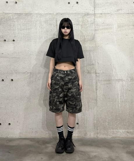 embossed cropped tee