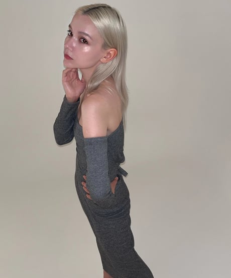 back open knit onepiece