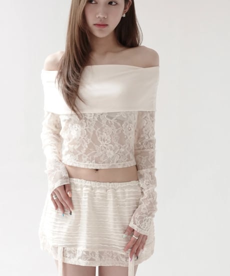 lace offshoulder tops