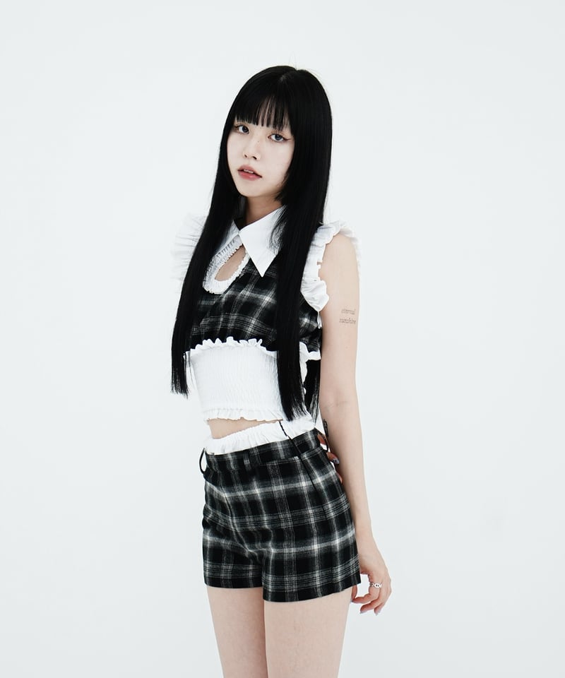 再入荷】bare frill tops | KISS THE CLUB