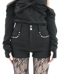 studded short pants