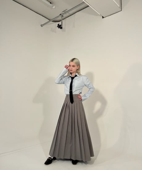 long pleats skirt
