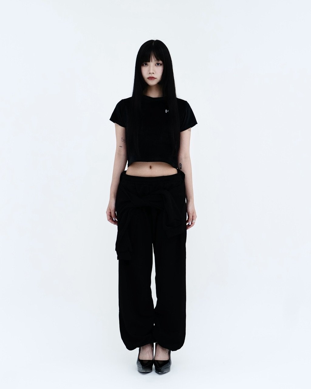 再入荷】hoodied sleeve sweat pants | KISS THE CLUB