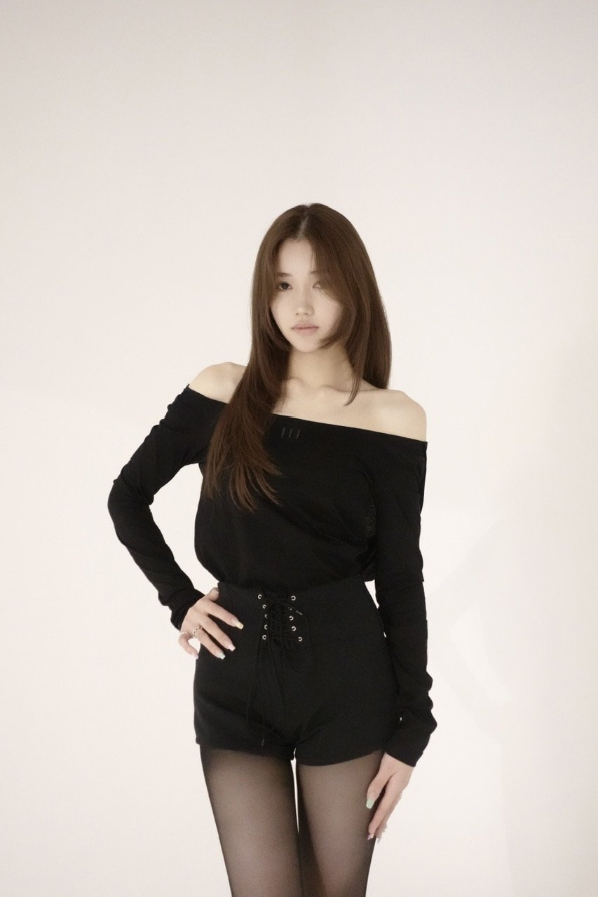 shoulder off hoodie | KISS THE CLUB