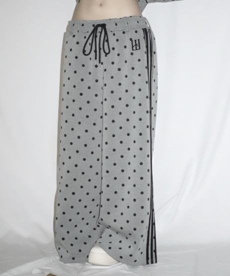 CATEGORY BOTTOMS | KISS THE CLUB