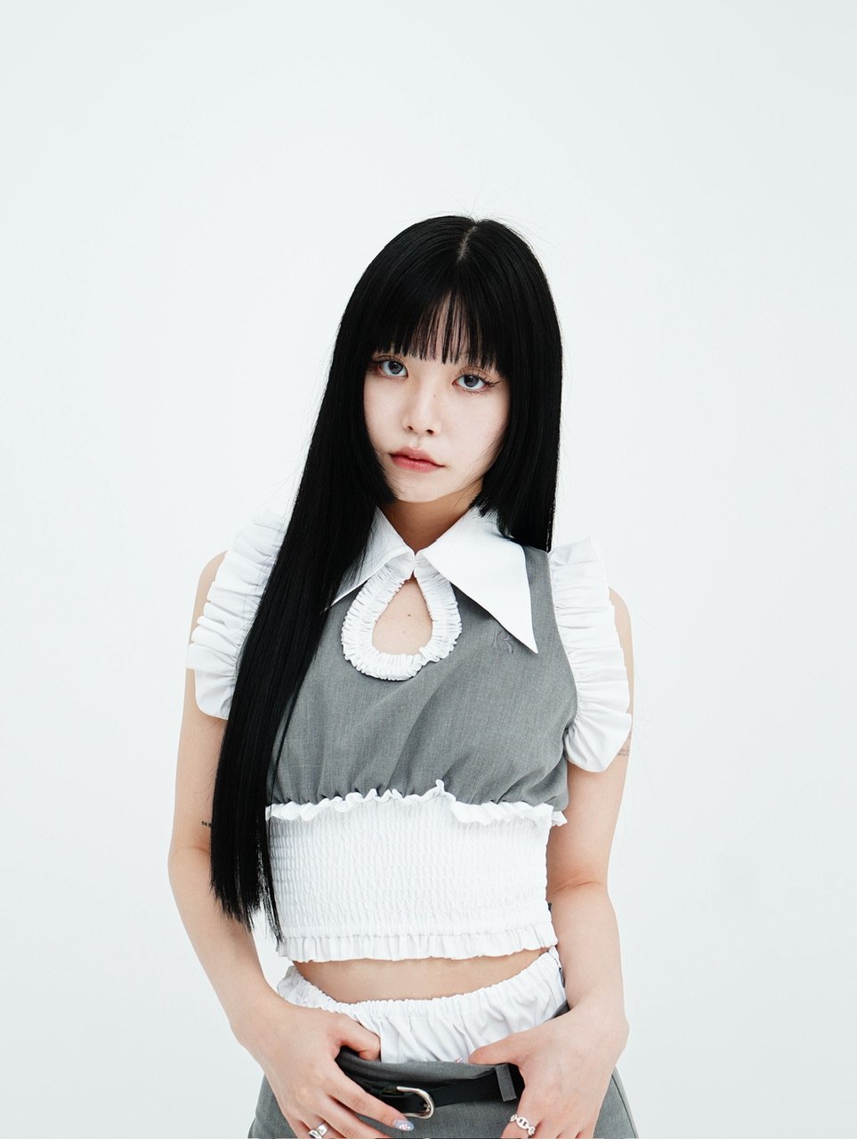 再入荷】bare frill tops | KISS THE CLUB