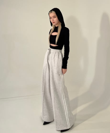 body line hoodie