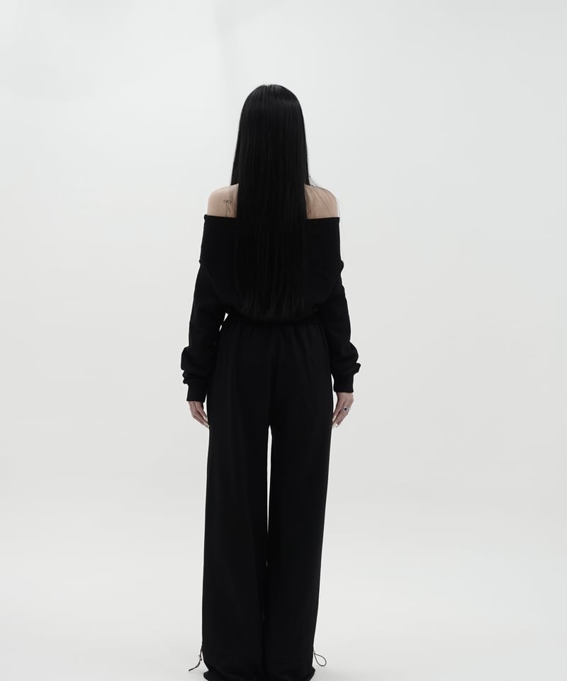 【正規品】thetoe Off-shoulder Sweat Opern Off-shoulder Sweat – THE TOÉ