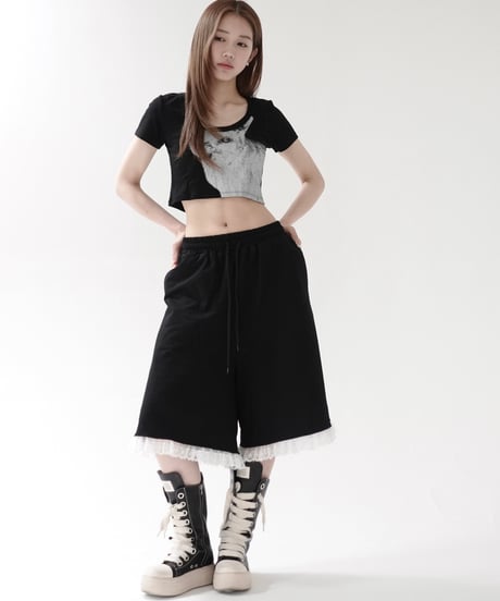 kitty crop tee
