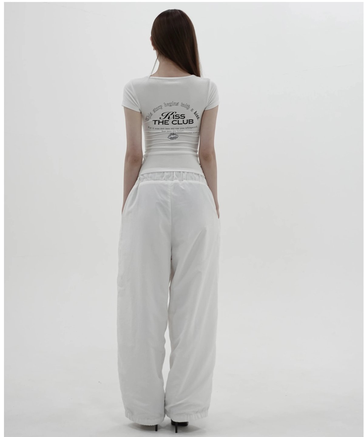 harness fitted short sleeve tee | KISS THE CLUB