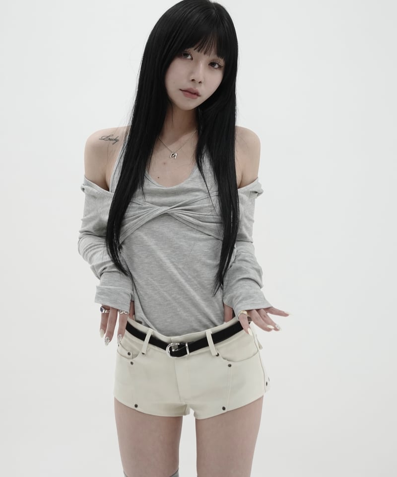 chic layerd tops | KISS THE CLUB