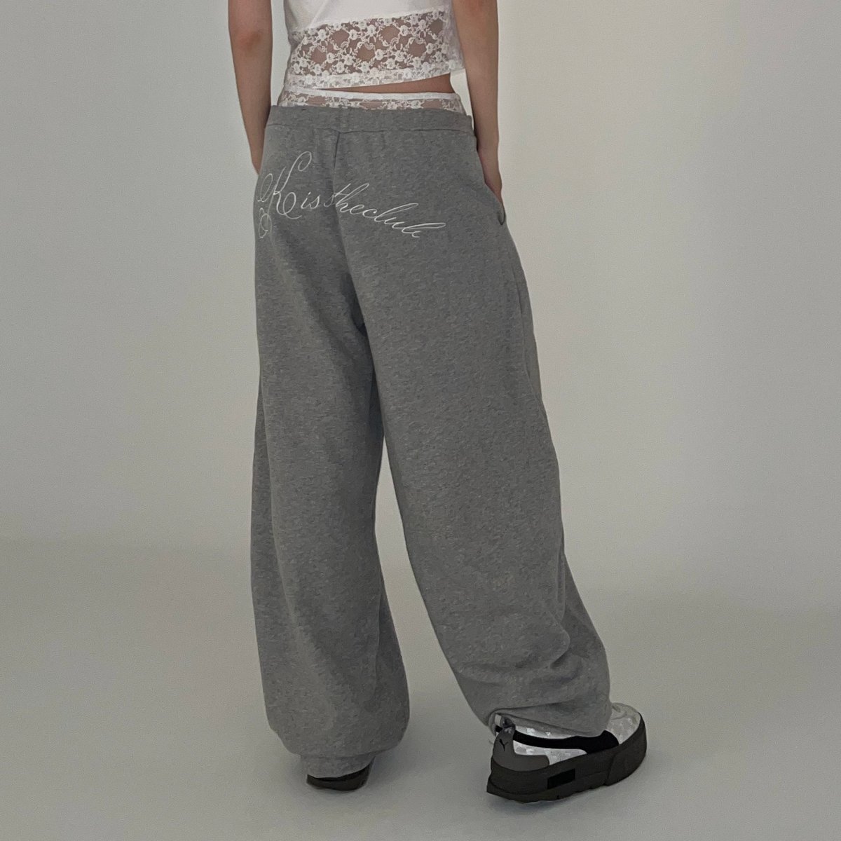再入荷】lace sweat pants | KISS THE CLUB
