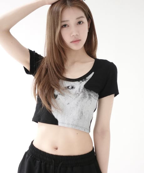 kitty crop tee