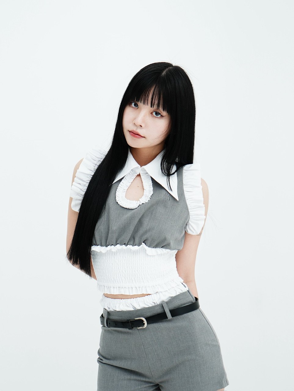 トップス kiss the club bare frill tops black 再入荷】bare frill tops | KISS THE CLUB