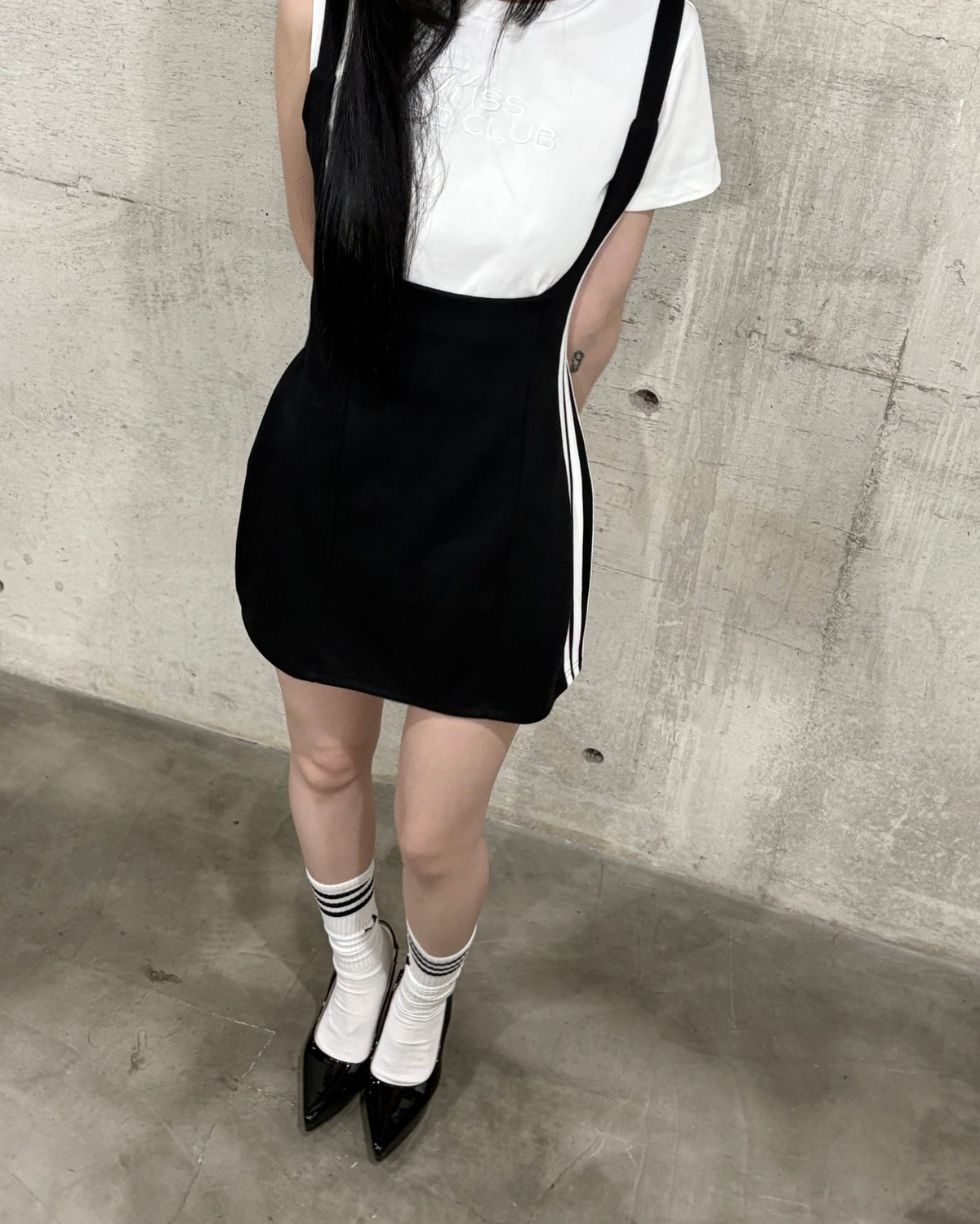 ワンピース kisstheclub line layered mini onepiece 再入荷】line layerd mini onepiece | KISS THE CLUB