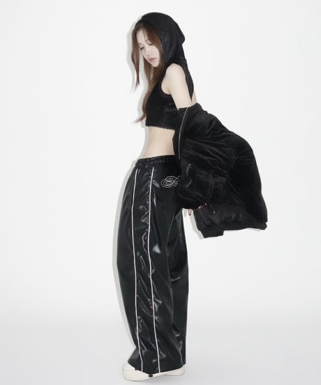iconic back leather pants